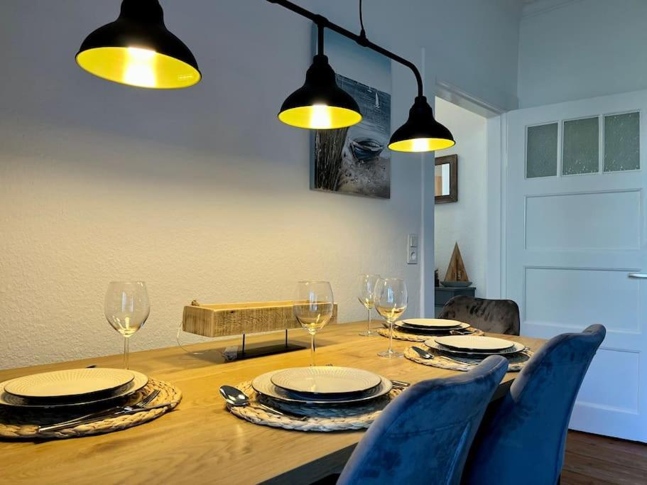 Apartment Meeresbrise Mit Balkon Husum  Exteriör bild