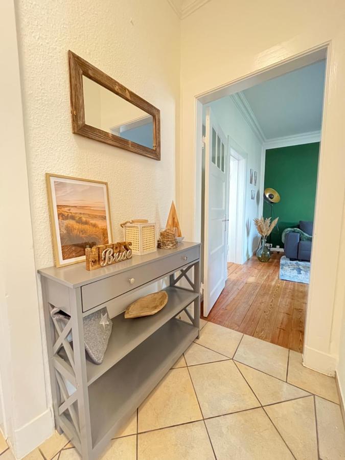 Apartment Meeresbrise Mit Balkon Husum  Exteriör bild
